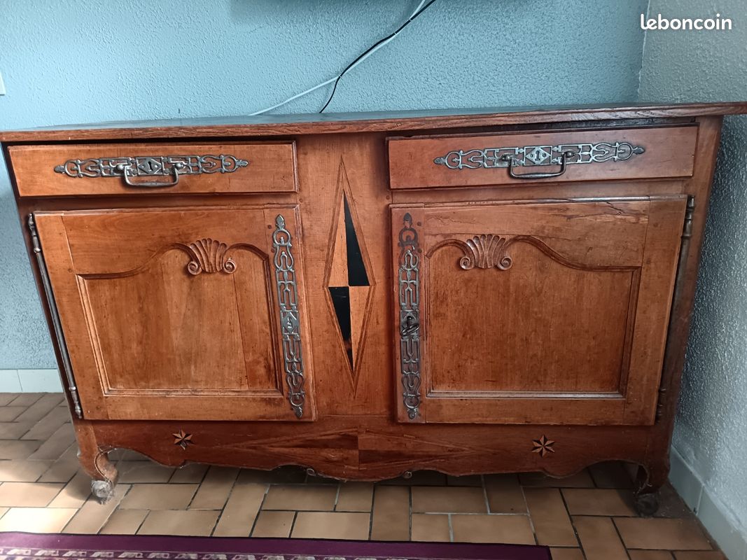Buffet en merisier marqueté (image 2)