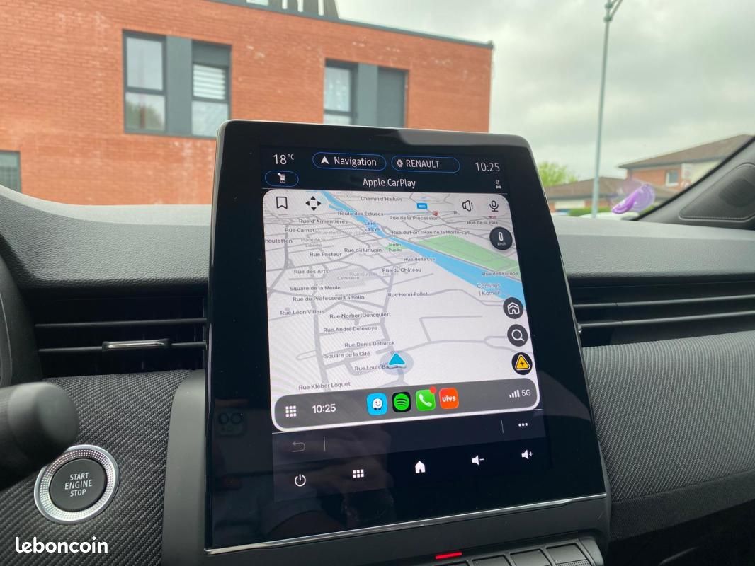 Renault Clio 5 ESPRIT ALPINE HYBRIDE E TECH 145 - CARPLAY/CAMERA/ DETECTEUR ANGLES MORTS/ CHARGEU... (image 9)