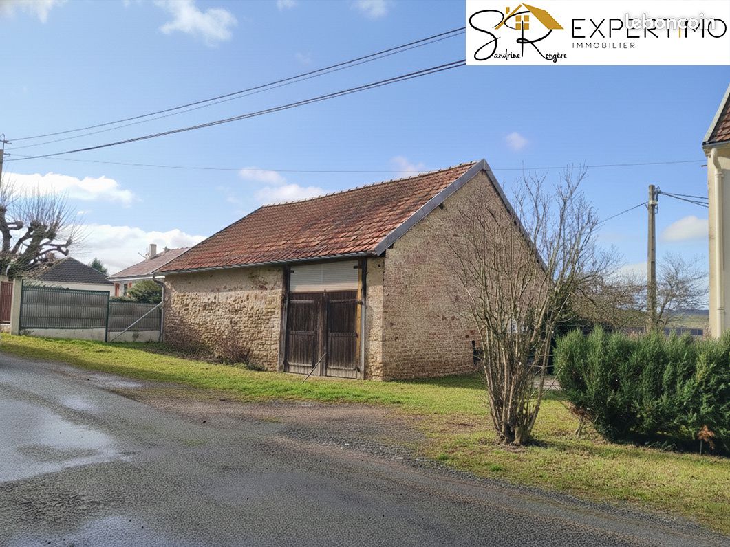 Maison 6 pièces 108 m² · à Saint-Éloy-les-Mines · 108 m² · 71 000 €