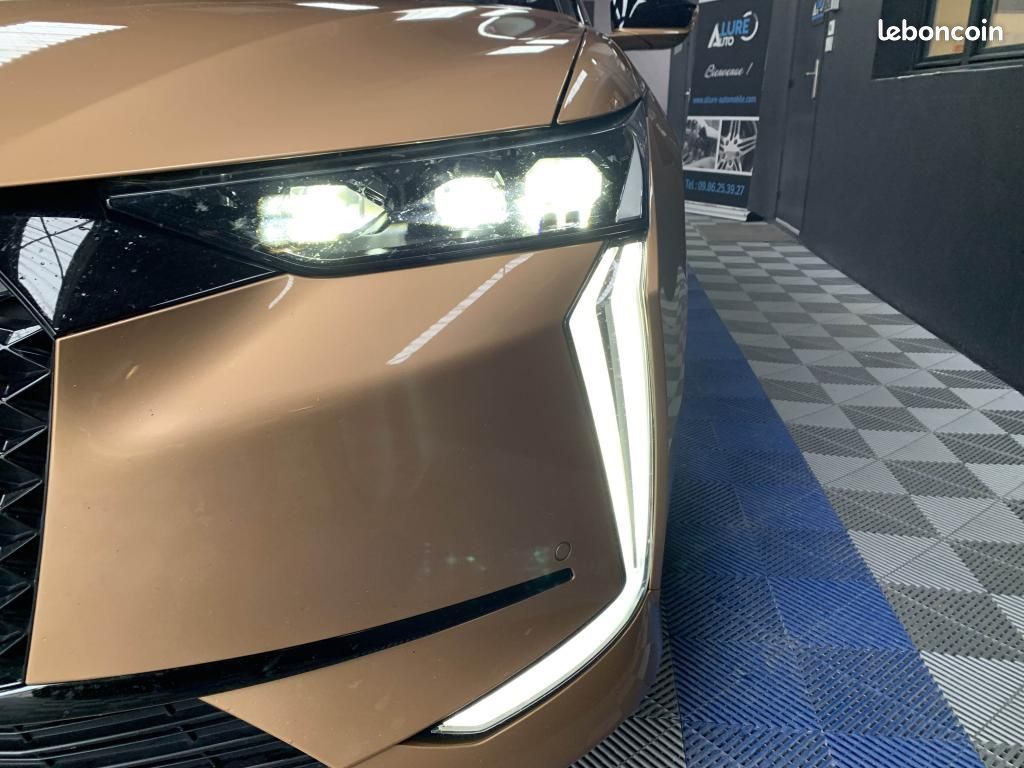 DS DS4 E-Tense - 225 Performance Line + / Caméra de recul/ CarPlay (image 9)