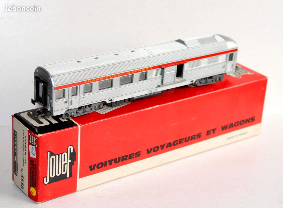 1 Wagon voyageur LIMA avec lumière HO N° 3 - Jeux & Jouets