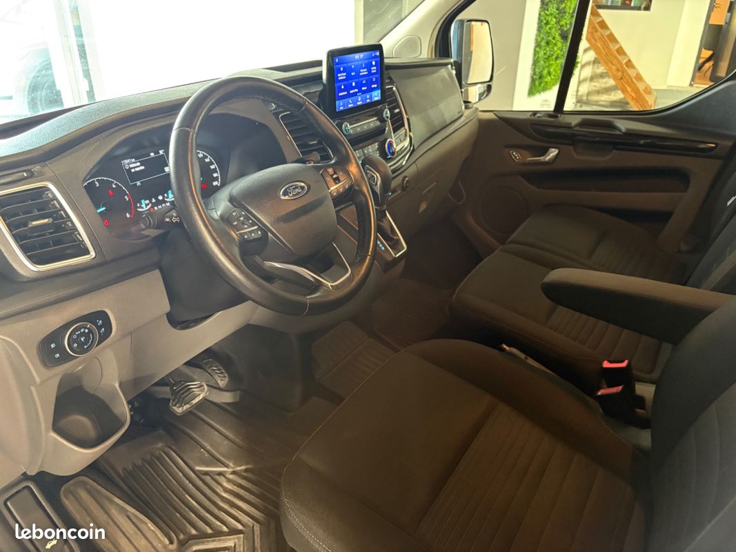 FORD TRANSIT CUSTOM FOURGON 300 2.0 TDCI 170ch L1H1 COURT 6 PL LIMITED BVA S&S / ATTELAGE - PORTES LATÉRALES - CARPLAY (image 28)