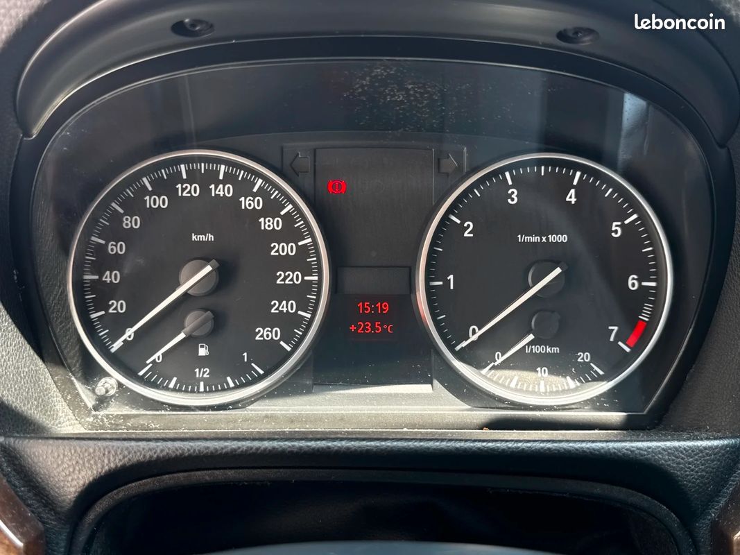 BMW SERIE 3 E90 318i 143ch (image 22)