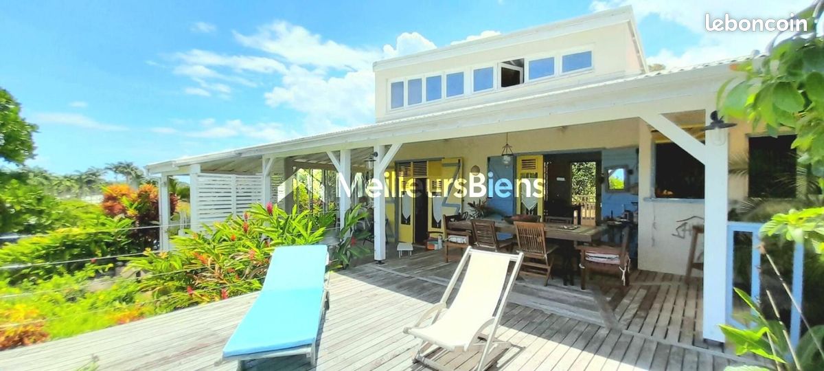 Maison 7 pièces 185 m² · à Sainte-Rose · 185 m² · 649 000 €