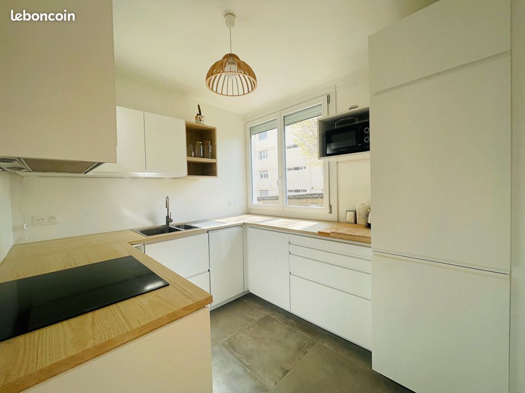 Appartement a louer oullins-pierre-benite - 4 pièce(s) - 65 m2 - Surfyn