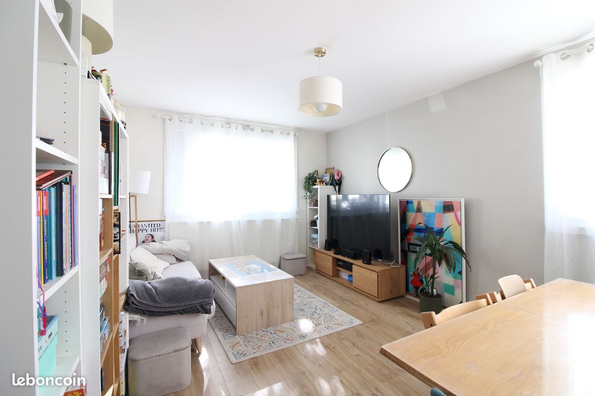 Appartement 3 pièces 58 m² · à Saint-Maur-des-Fossés · 58 m² · 290 000 €