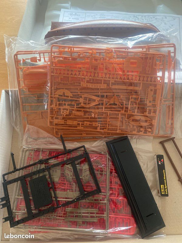 Maquette Bateau Heller Le Glorieux – Starter Kit 1/150, Neuf, 58889