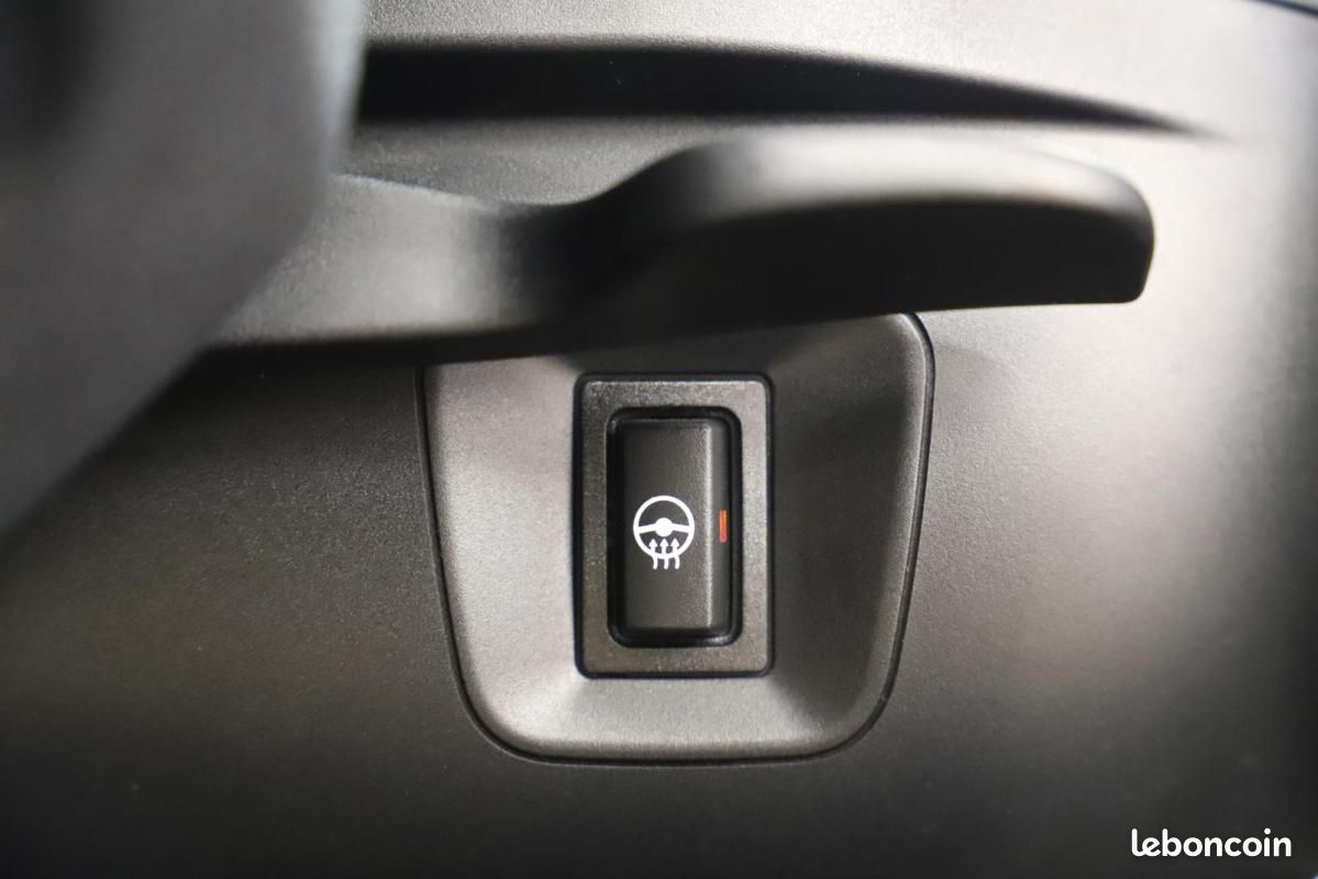 BMW 335 i 3.0 306PS xDrive Modern HUD 1.Hand 4xSHZ (image 29)