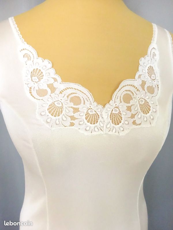 combinaison fond de robe nylon vintage dentelle taille 44