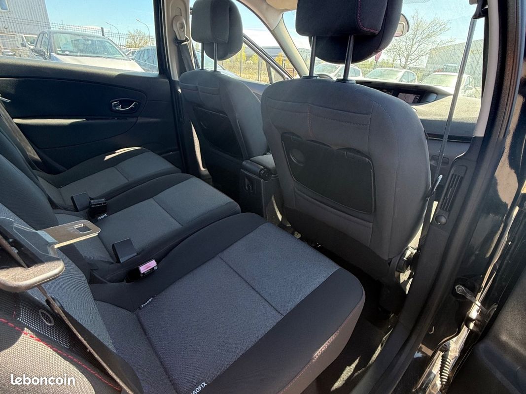 RENAULT SCENIC III dCi 110 FAP eco2 Ovalie (image 15)