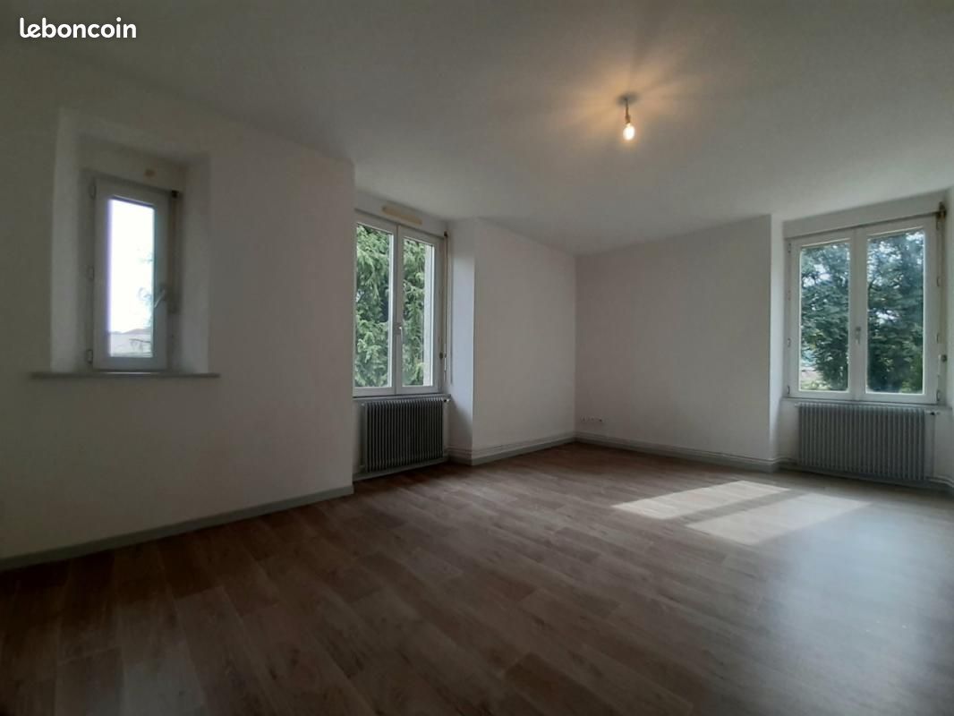 Appartement 3 pièces 76 m² · à Ronchamp · 76 m² · 544 €
