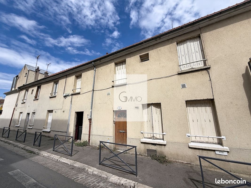 Appartement 1 pièce 15 m² · à Choisy-le-Roi · 15 m² · 94 000 €