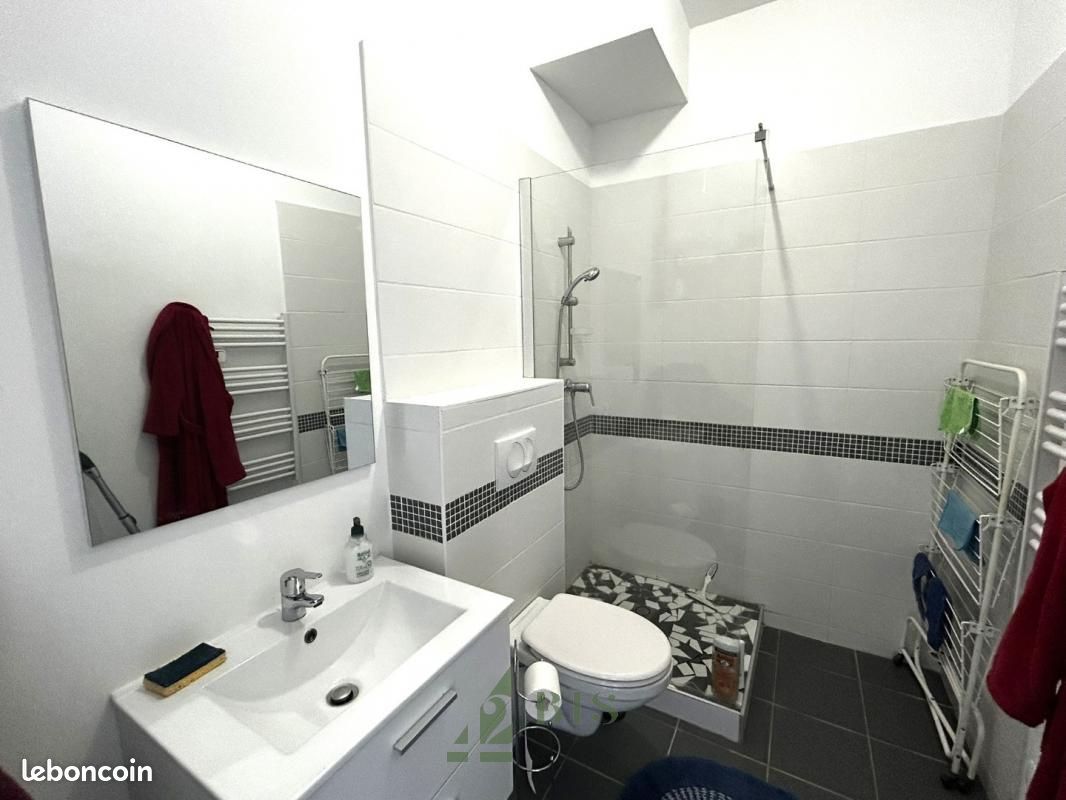 Appartement a louer roanne - 1 pièce(s) - 28 m2 - Surfyn