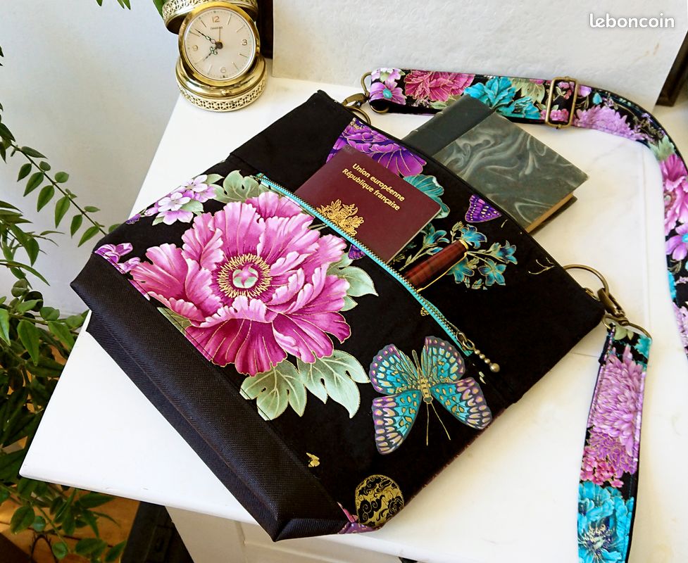 Sac à main tissu coton floral japonais, rose, turquoise, noir, triple ouverture, sangle ajustable (image 6)