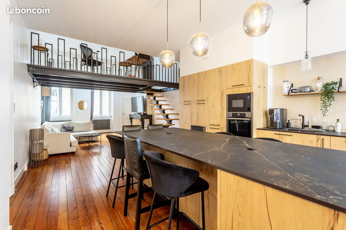 Appartement 6 pièces 122 m² · à Bordeaux · 122 m² · 3 100 €