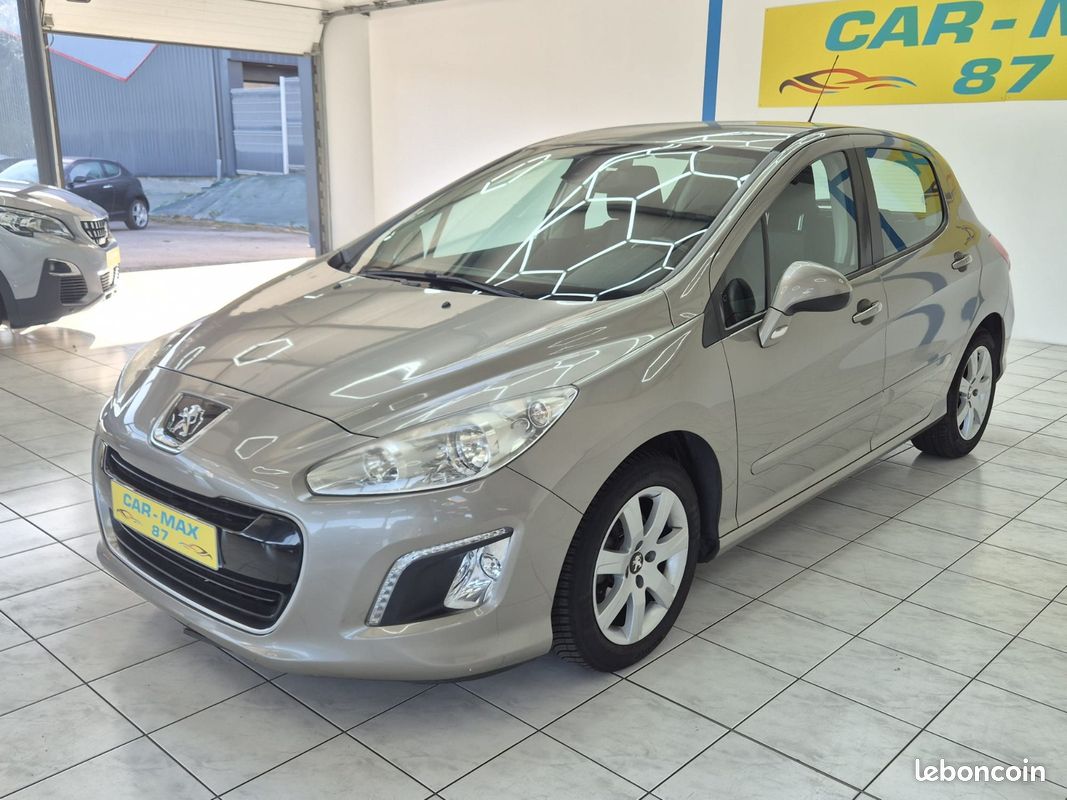 Peugeot 308 1.6 HDI 92 cv (image 9)