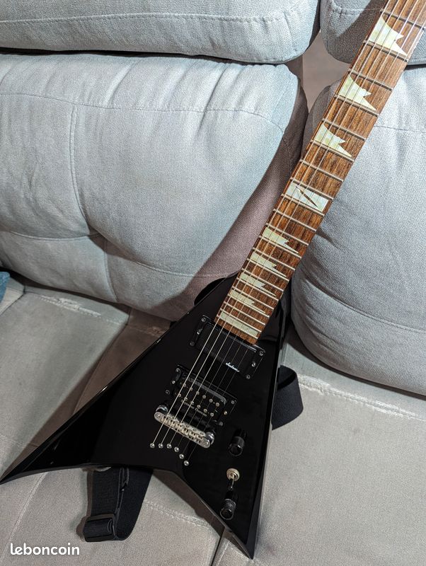 Guitare Electrique Jackson JS30 (upgrade Duncan) (image 2)