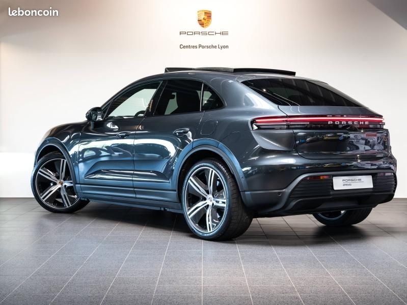 Porsche Macan 408ch 4 MY25 (image 3)