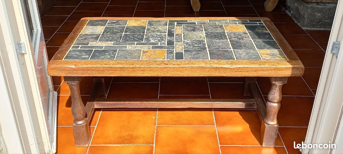 Table basse bois et ardoise motifs celtiques (image 2)