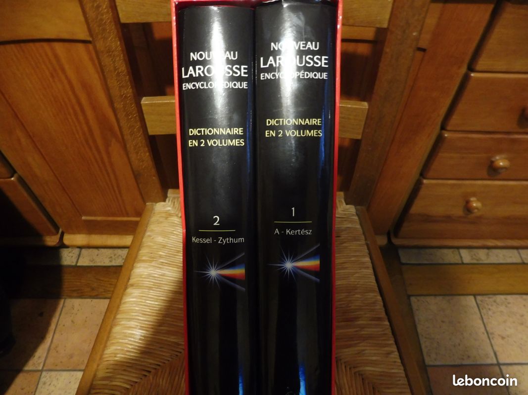 Livre Nouveau Larousse (image 2)