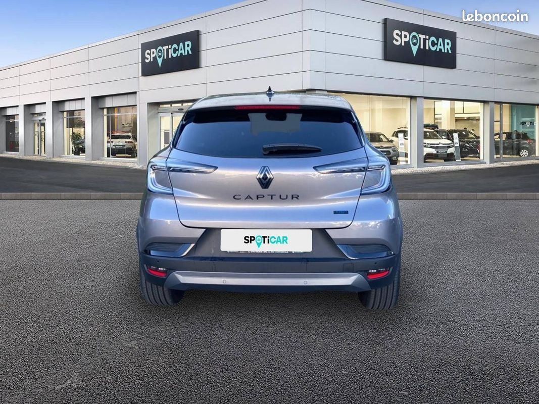 RENAULT Captur E-Tech full hybrid 145 ch esprit Alpine (image 5)