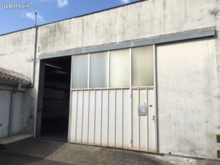 Local commercial 165 m² GUJAN MESTRAS - Bureaux & Commerces