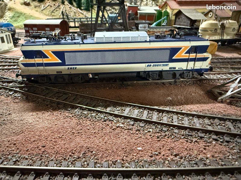 HO ROCO 04194 S SNCF Locomotive electrique BB22201 boite EUR 93,50