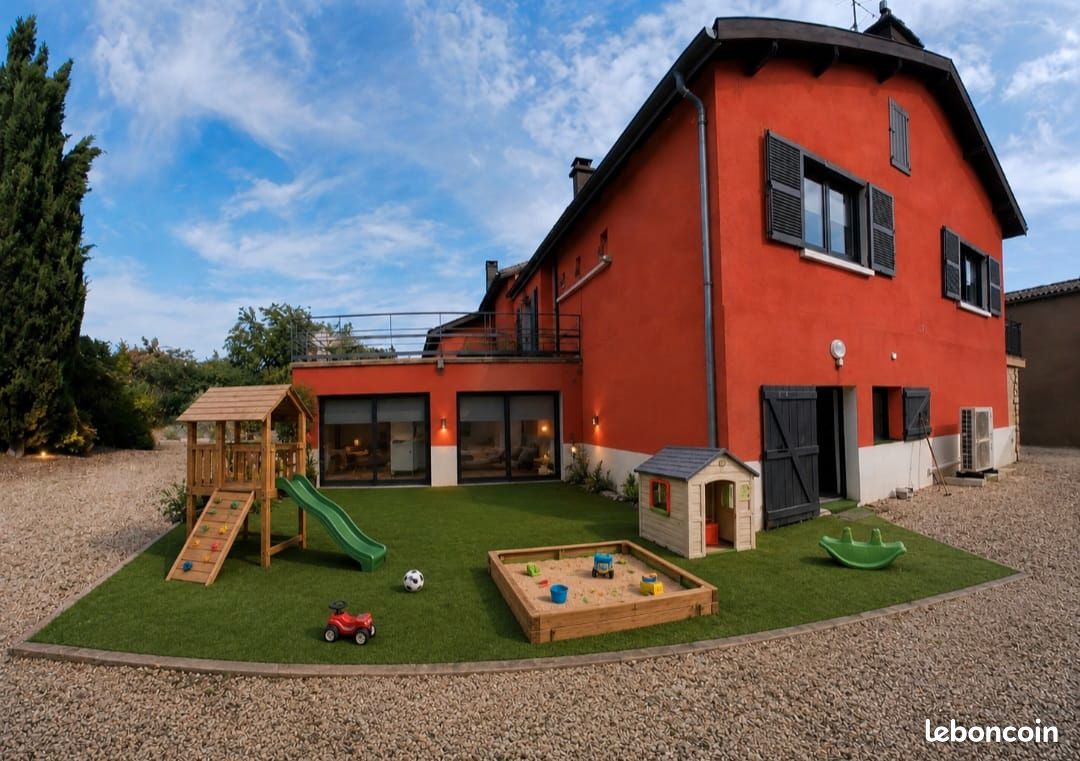 Maison rénové 170m2 sur parc (image 2)