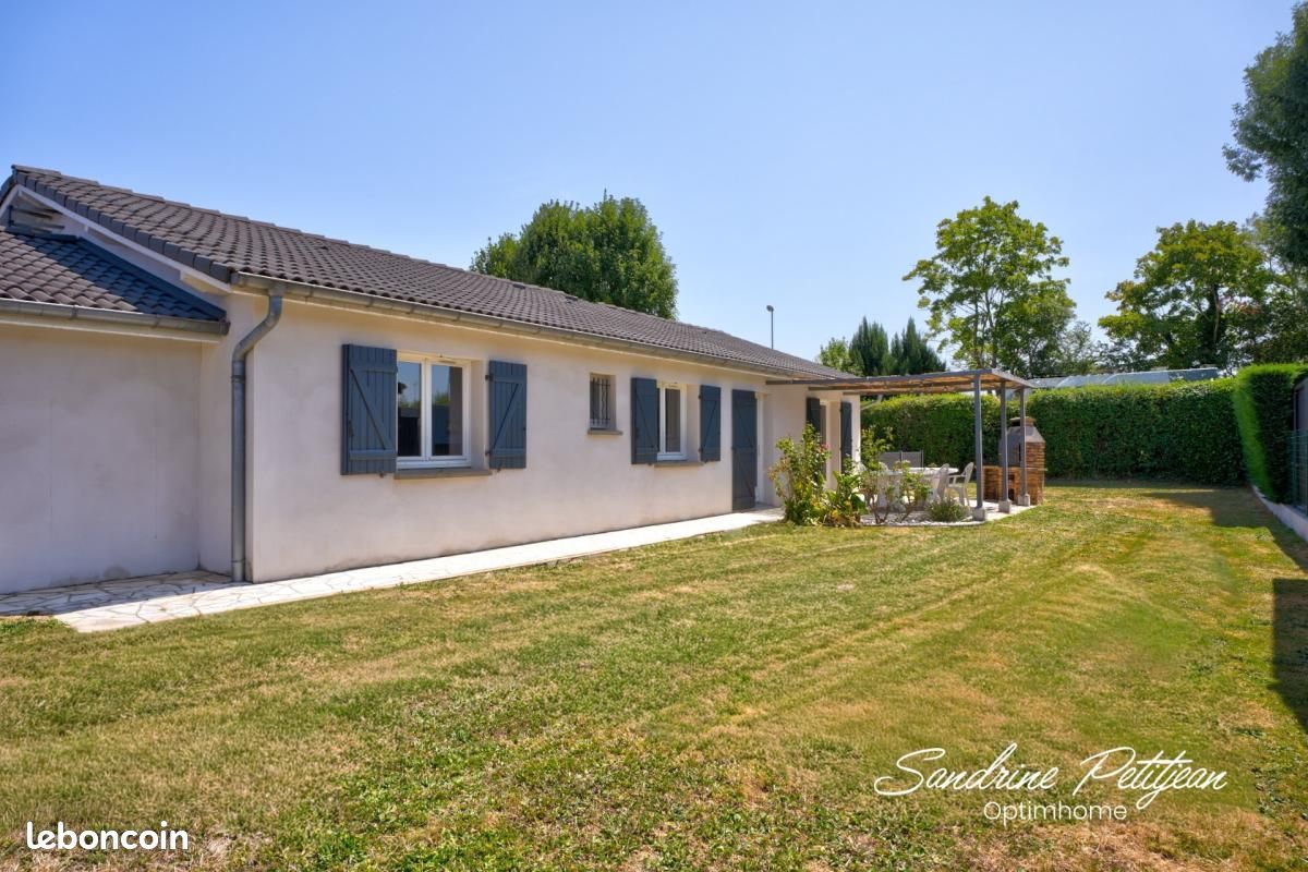 Maison 5 pièces 115 m² · à Saint-André-de-Corcy · 115 m² · 410 000 €