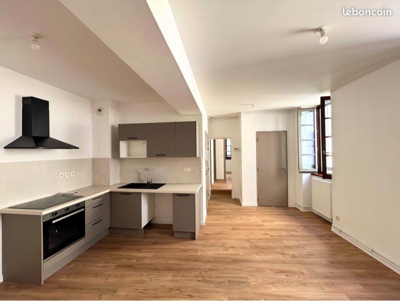 Appartement 2 pièces 45 m² · à Vienne · 45 m² · 700 €/mois