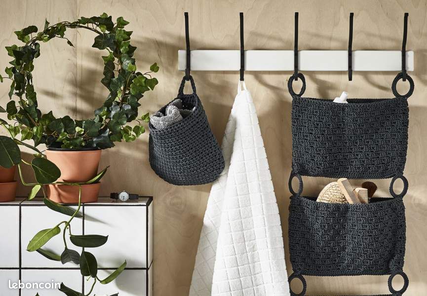Ikea Rangement suspendu Ikea salle de bain en gris foncé Ameublement