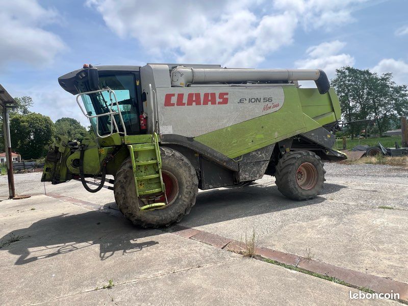 Moissonneuse batteuse CLAAS LEXION 560 (image 1)