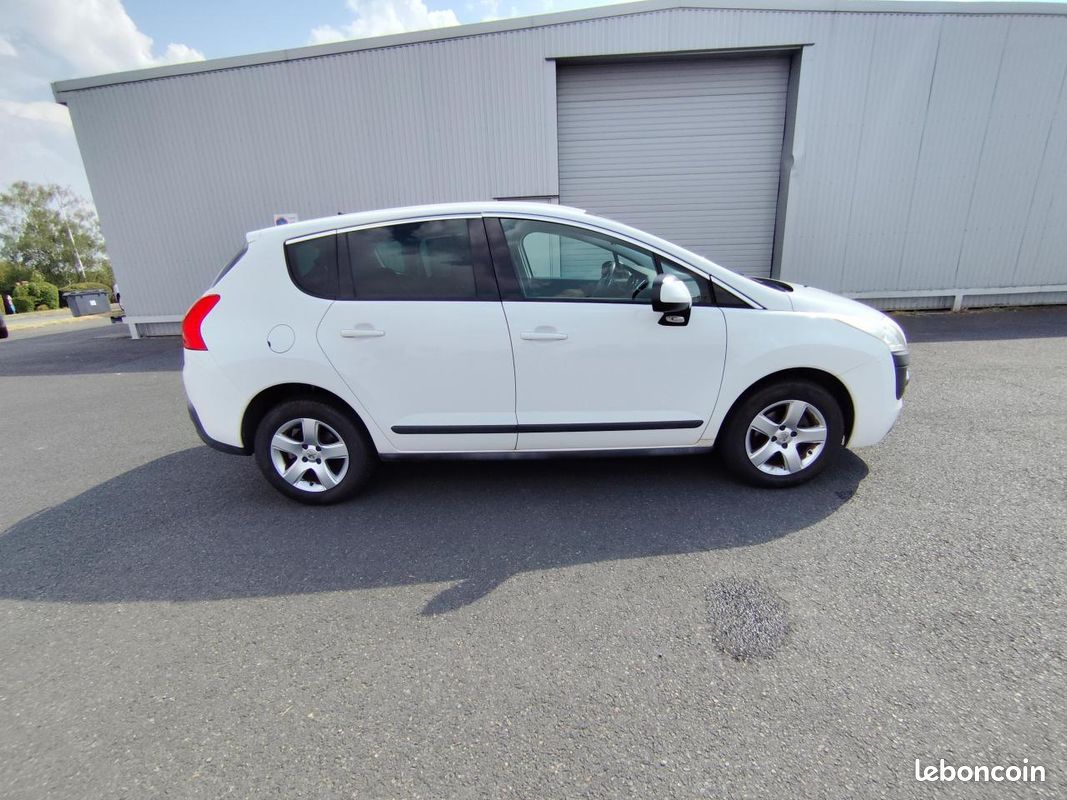 PEUGEOT 3008 1.6 e-HDi FAP - 115 - BV MP6 Business Pack PHASE 1 (image 6)