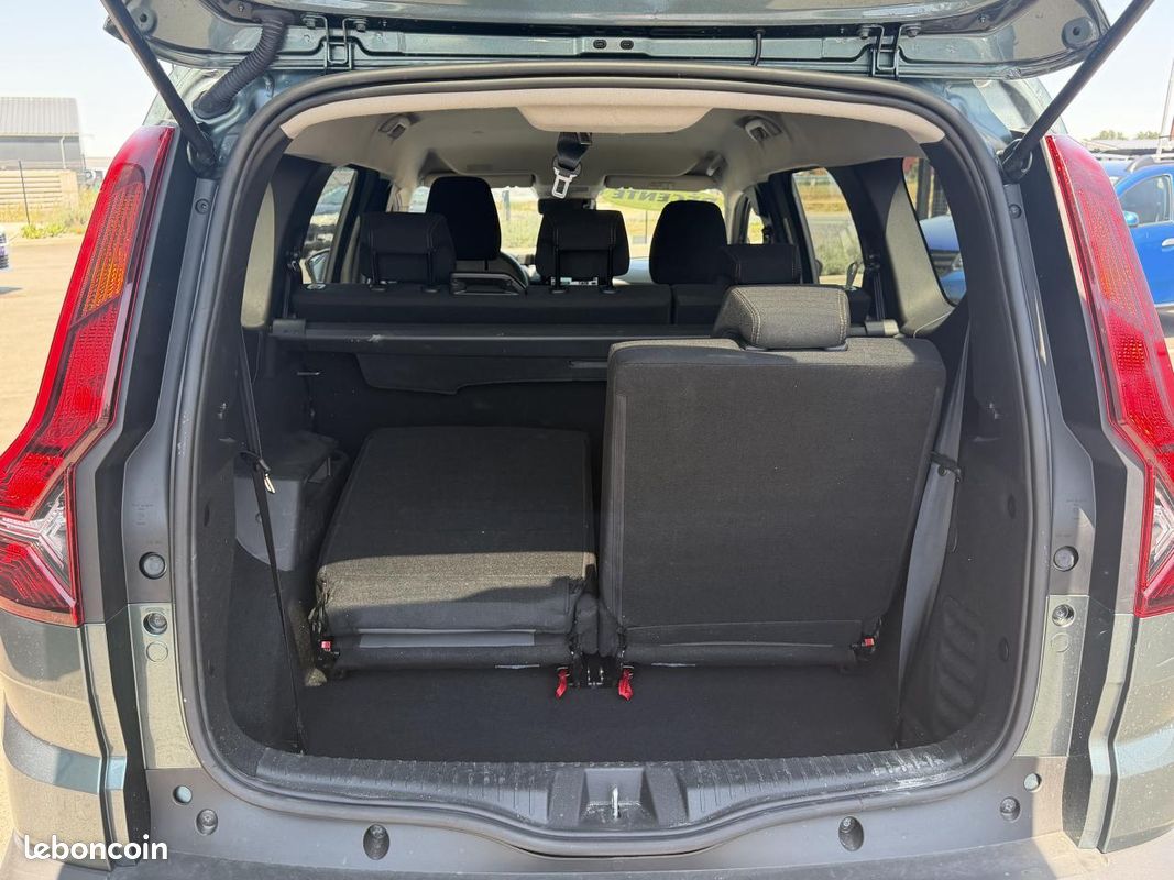 Dacia jogger 1.6 hybride 140 7pl automatique + camera de recul + gps + alerte angle mort (image 7)