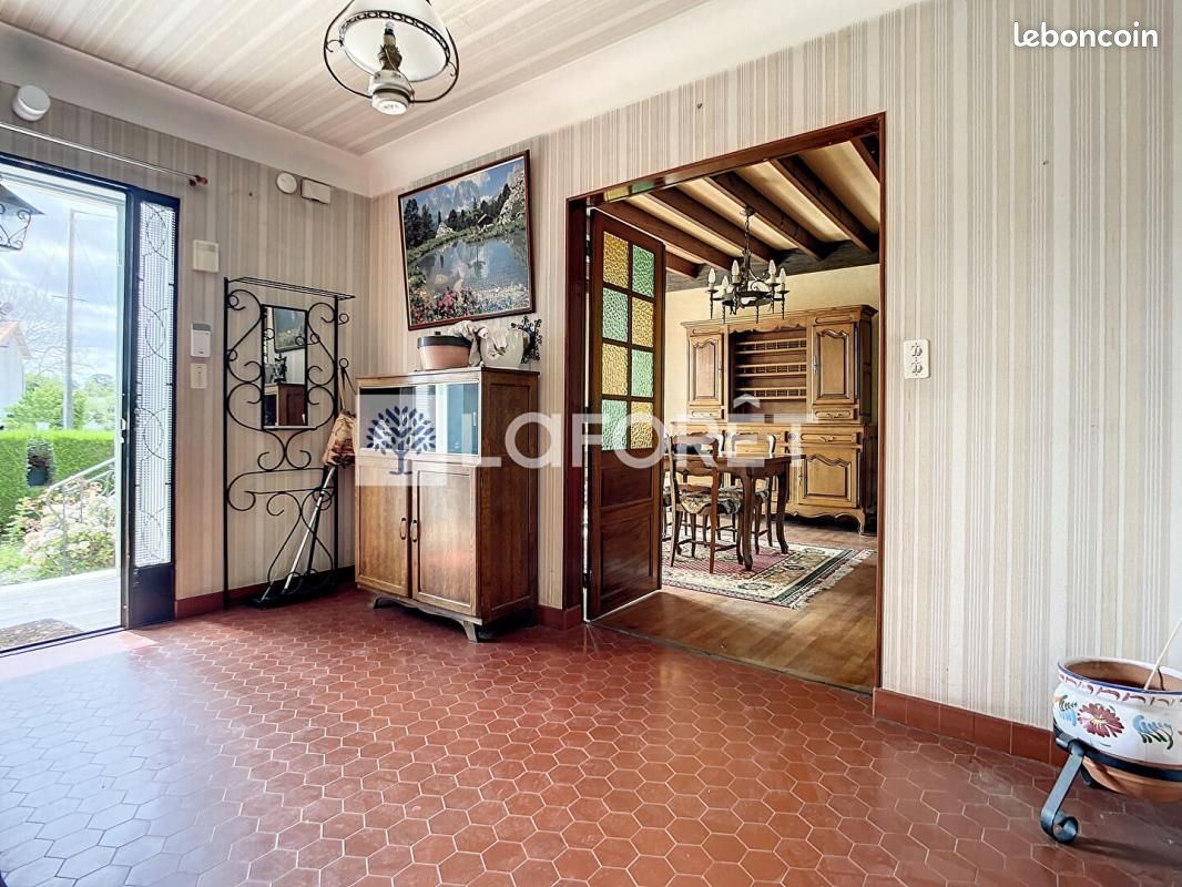 Pavillon 4 pièces 118 m² - Parthenay 79200 (image principale 6)