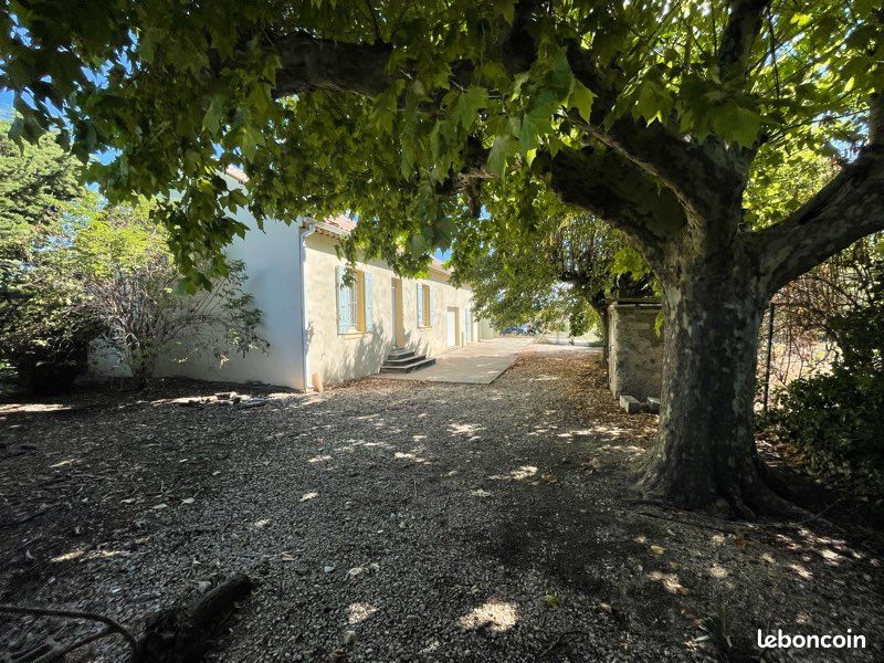 Maison 6 pièces 170 m² · à Sarrians · 170 m² · 1 500 €/mois