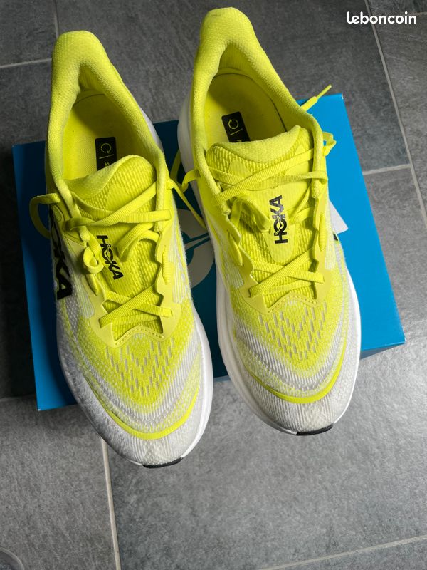 Basket hoka 45 1/3 (image 2)