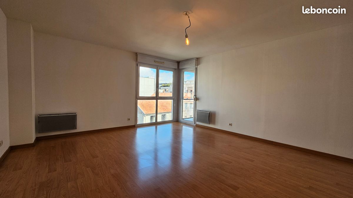 Appartement 3 pièces 74 m² · à Reims · 74 m² · 1 060 €/mois