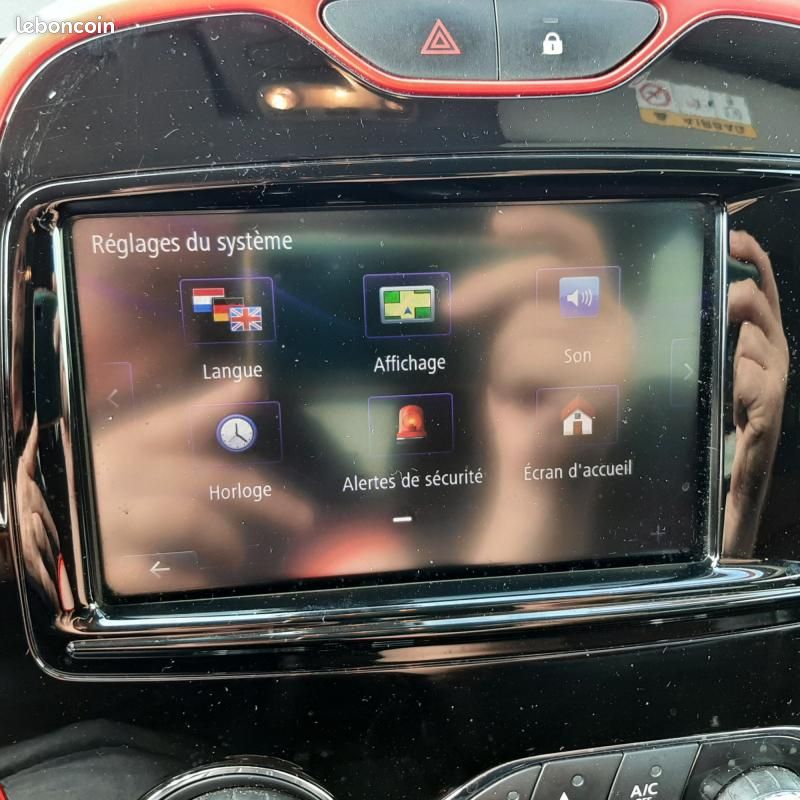 Renault Captur DCI 90CH INTENS EDC (image 33)