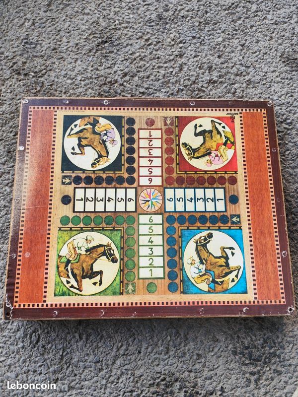 ANCIEN JEU DE Petits Chevaux &Jeu de Dame.1935/50. dés en os,Godet.Plateau 47CM EUR 28,00 - FR
