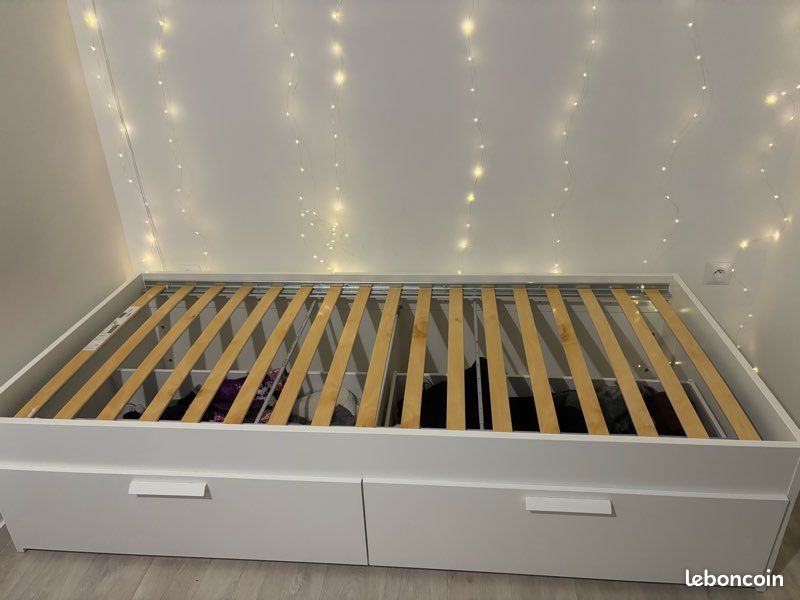 Lit 1 place IKEA (image 1)