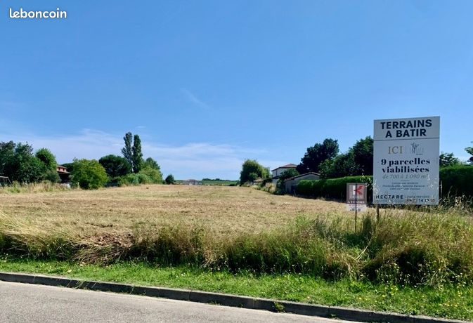 Terrain 1 000 m² Gargas