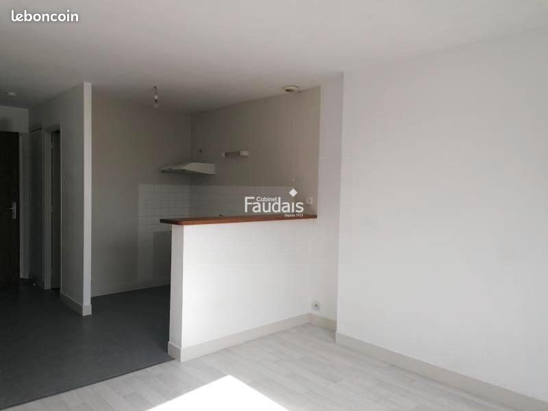 Appartement 3 pièces 39 m² · à Coutances · 39 m² · 396 €