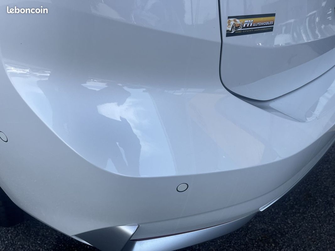 Bmw SERIE 2 ACTIVETOURER 218D 150 CH BUSINESS DESIGN GPS CAMERA (image 22)