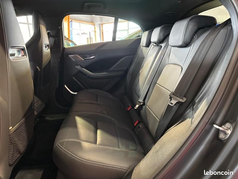 Jaguar I-Pace EV400 HSE AWD (image 15)