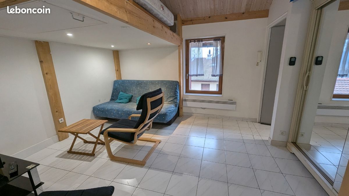 Appartement 1 pièce 38 m² · à Oyonnax · 38 m² · 410 €