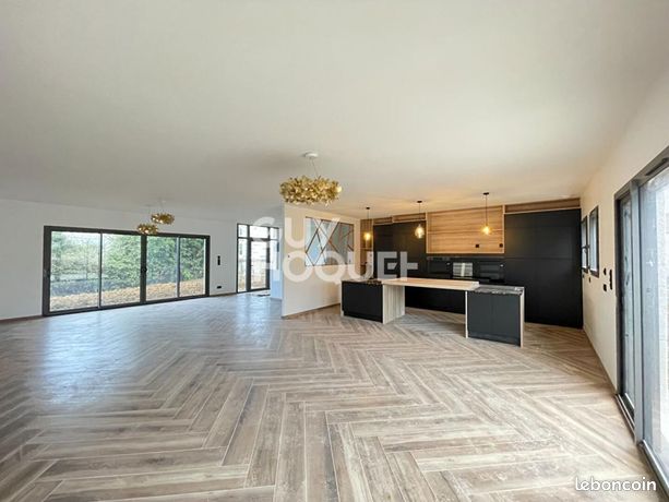 Maison 6 pièces 190 m²