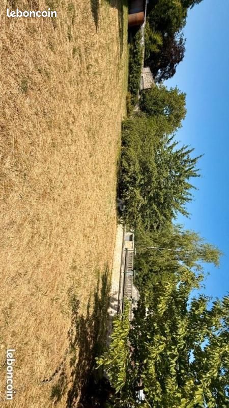 Terrain 738 m² · à Vauréal · 189 900 €