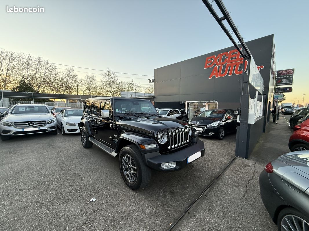 Jeep Wrangler Unlimited 4xe 2.0 L T 380ch Overland - Voitures