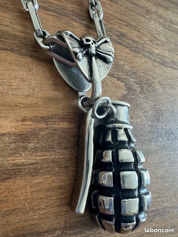 Chaîne tour de cou / grenade (image 6)